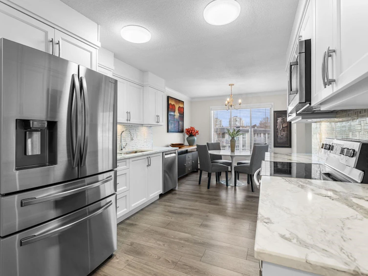 228-32853 Landeau Place, Abbotsford, BC, V2S 6S6 - 2
