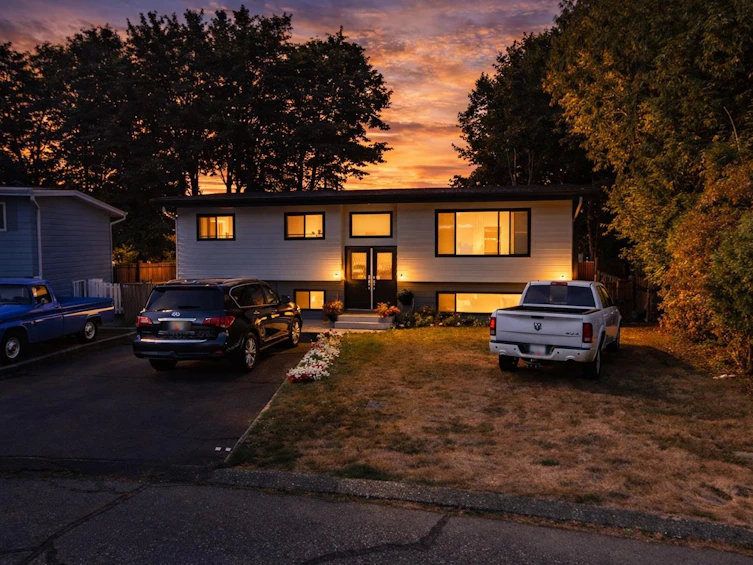 1960 Catalina Crescent, Abbotsford, BC, V2T 3W1