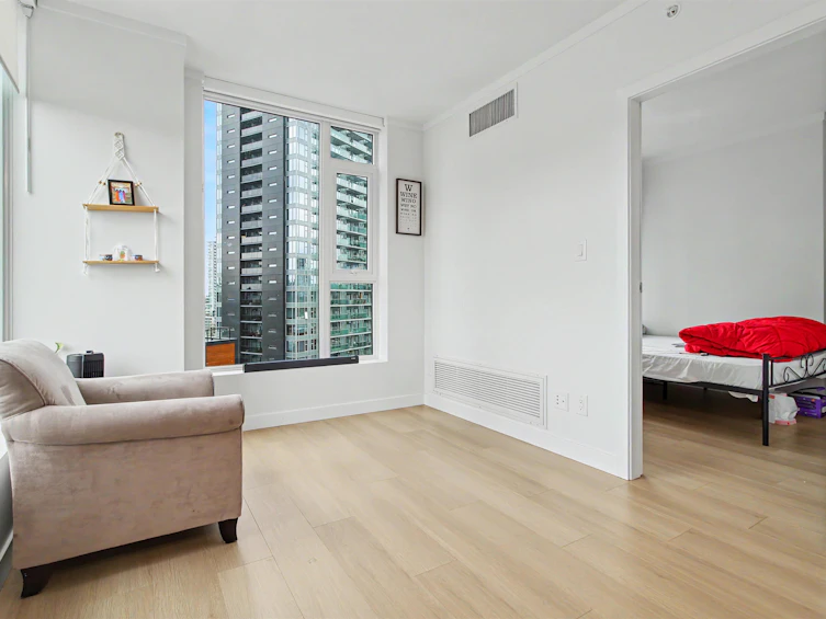 710-13725 George Junction, Surrey, BC, V3T 0V7 - 10