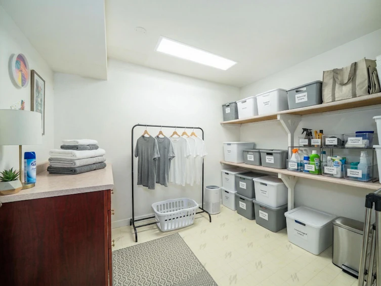 9072 Briar Road, Burnaby, BC, V3N 4W8 - 30