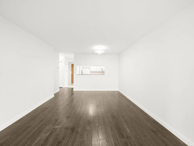 1101-9623 Manchester Drive, Burnaby, BC, V3N 4Y8 - 9