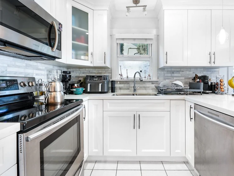 38-889 Tobruck Avenue, North Vancouver, BC, V7P 1V9 - 23