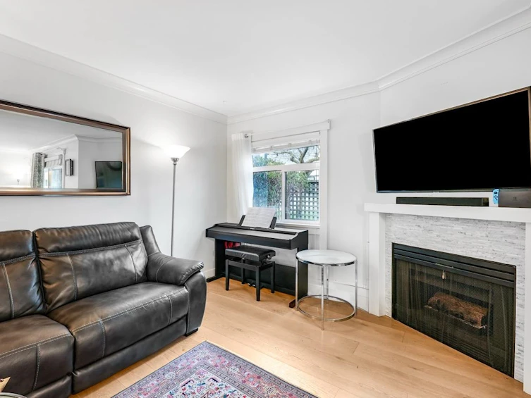 38-889 Tobruck Avenue, North Vancouver, BC, V7P 1V9 - 9