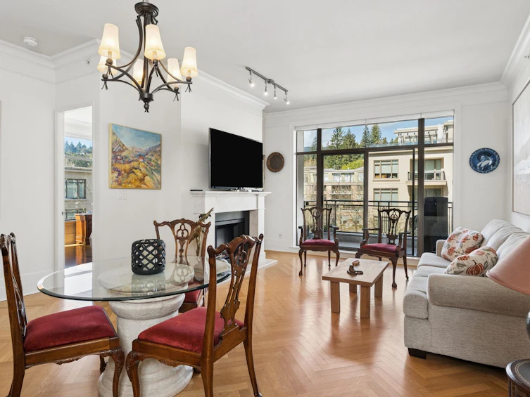300-568 Waters Edge Crescent, West Vancouver, BC, V7T 0A2 - 3