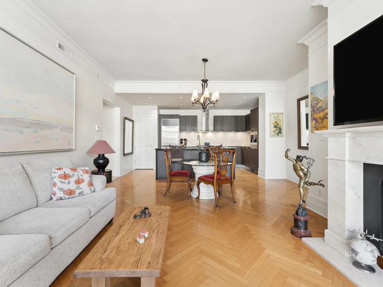 300-568 Waters Edge Crescent, West Vancouver, BC, V7T 0A2 - 6