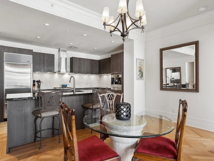 300-568 Waters Edge Crescent, West Vancouver, BC, V7T 0A2 - 8