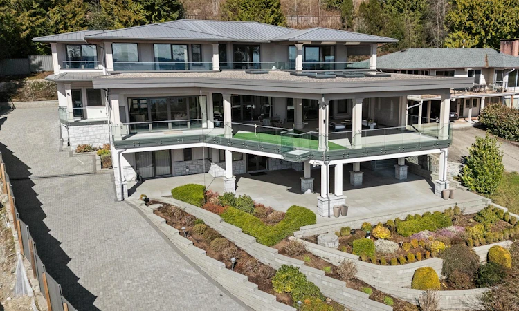 3185 Benbow Road