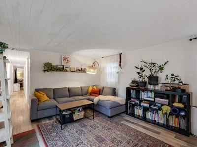 4-40022 Government Road - 3