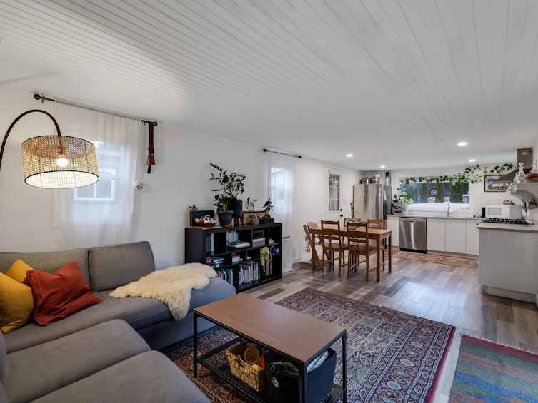 4-40022 Government Road, Squamish, BC, V0N 1T0 - 2