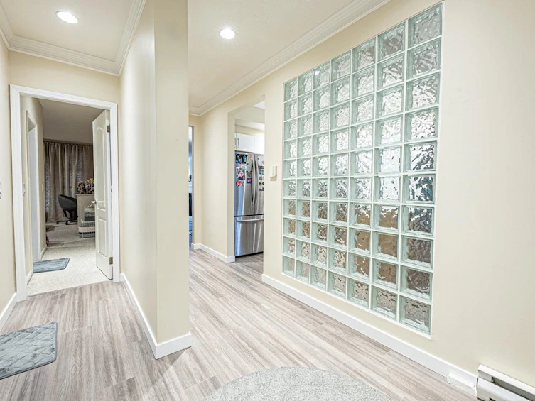 206-3151 Woodbine Drive, North Vancouver, BC, V7R 2S4 - 17