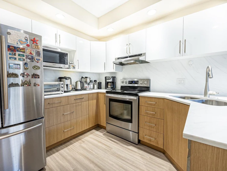 206-3151 Woodbine Drive, North Vancouver, BC, V7R 2S4 - 12