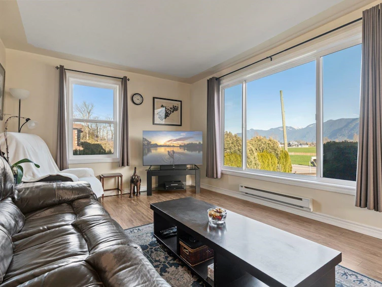 9227 Annis Road, Chilliwack, BC, V0X 1X2 - 2