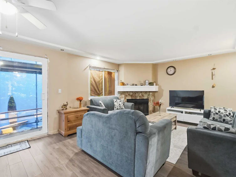 13323 71b Avenue, Surrey, BC, V3W 7Z5 - 10