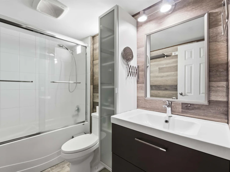 13323 71b Avenue, Surrey, BC, V3W 7Z5 - 22