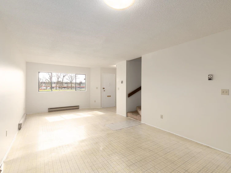 835 Prior Street, Vancouver, BC, V6A 2G9 - 2