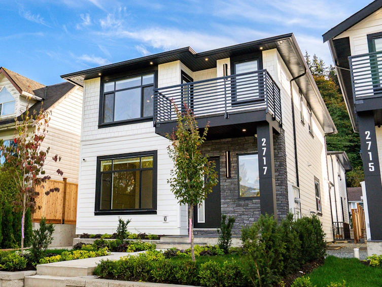 2717 Henry Street, Port Moody, BC, V3H 2J8