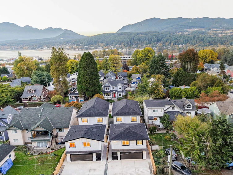 2717 Henry Street, Port Moody, BC, V3H 2J8 - 31
