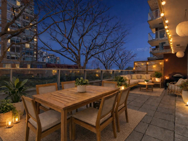 303-150 W 15th Street, North Vancouver, BC, V7M 1R5 - 30