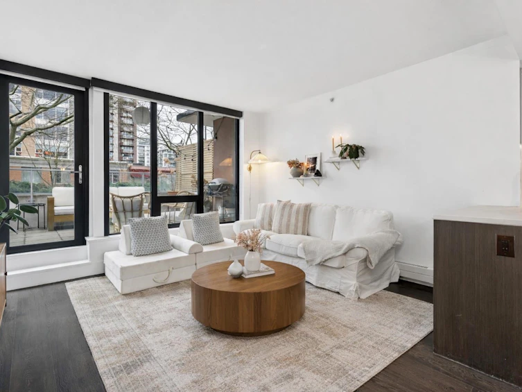303-150 W 15th Street, North Vancouver, BC, V7M 1R5 - 13
