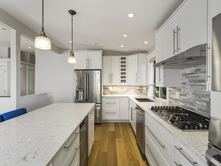 884 Wellington Drive, North Vancouver, BC, V7K 1K7 - 15