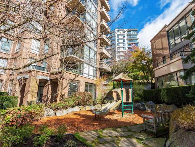 168 W 1st Street, North Vancouver, BC, V7M 1A9 - 27