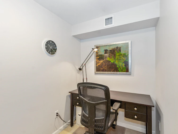 168 W 1st Street, North Vancouver, BC, V7M 1A9 - 23