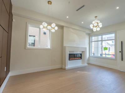 20528 76 Avenue - 4