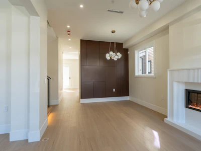 20528 76 Avenue - 2