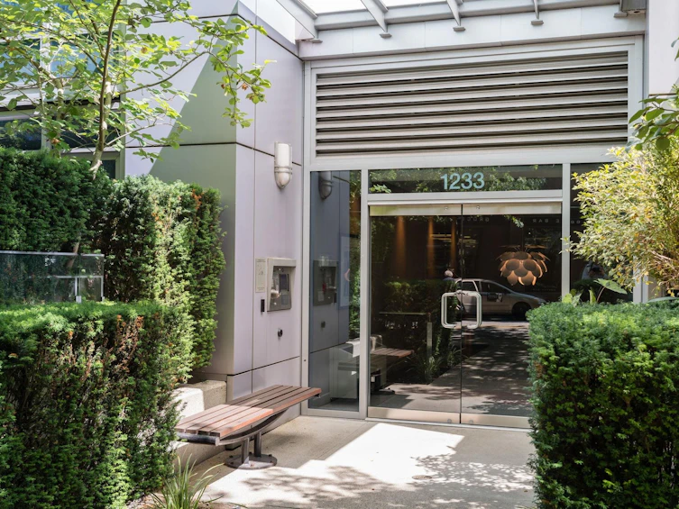 TH12-1233 W Cordova Street, Vancouver, BC, V6C 3R1 - 37