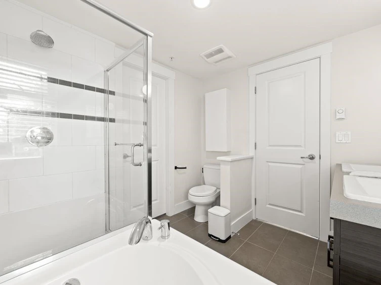 102-300 Panorama Place, Port Moody, BC, V3H 5H5 - 14