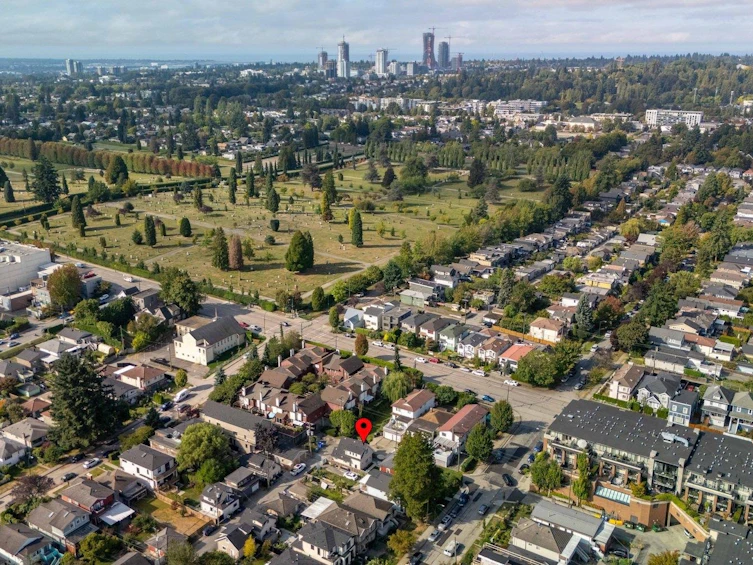 720 E 30th Avenue, Vancouver, BC, V5V 2V9 - 38