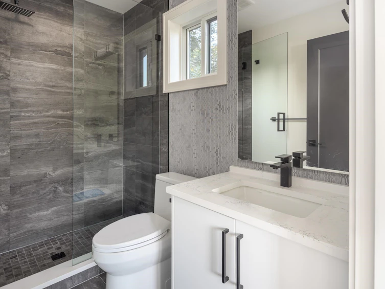 936 Poirier Street, Coquitlam, BC, V3J 6C4 - 29