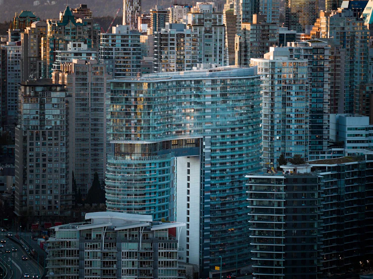 2004-89 Nelson Street, Vancouver, BC, V6Z 0E7 - 2
