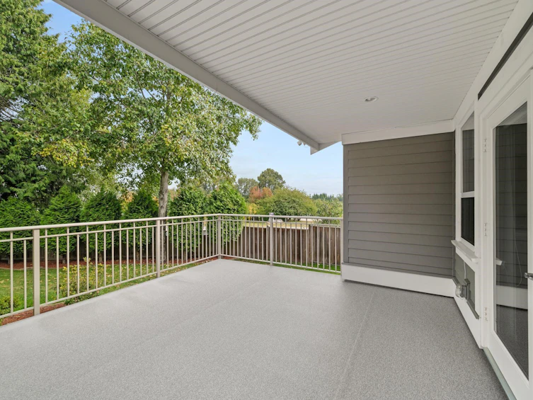 1085 King George Boulevard, Surrey, BC, V4A 9S7 - 34