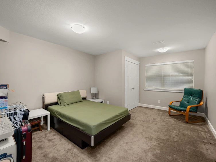 1085 King George Boulevard, Surrey, BC, V4A 9S7 - 20