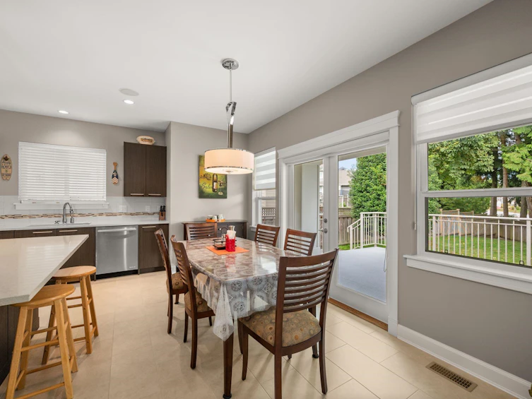 1085 King George Boulevard, Surrey, BC, V4A 9S7 - 12