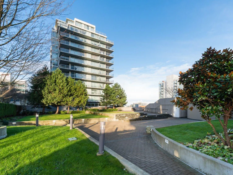1805-6068 No. 3 Road, Richmond, BC, V6Y 4M7 - 32