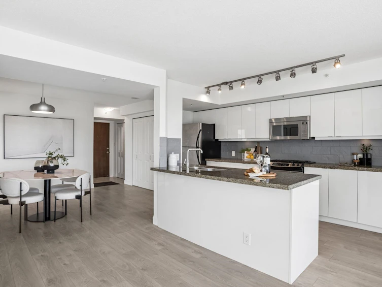 1805-6068 No. 3 Road, Richmond, BC, V6Y 4M7 - 12