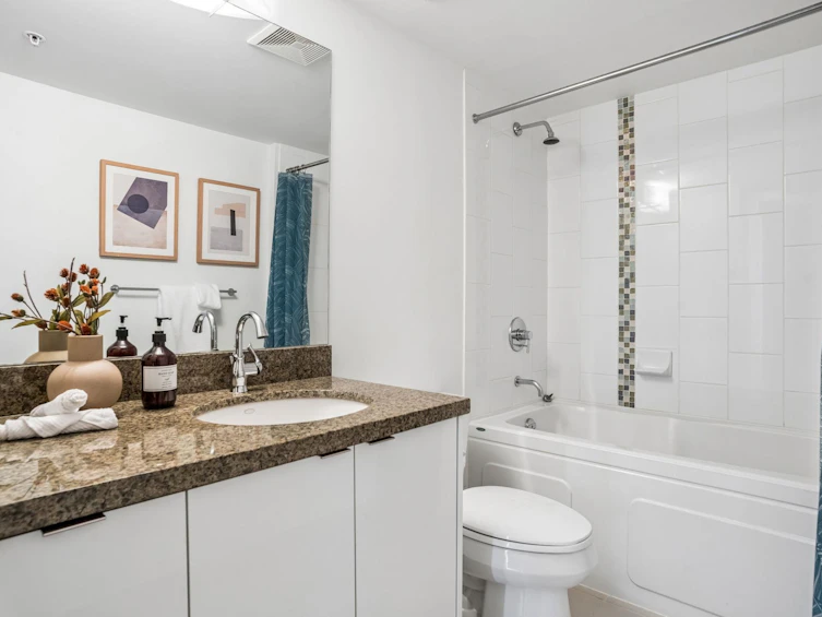 1805-6068 No. 3 Road, Richmond, BC, V6Y 4M7 - 24