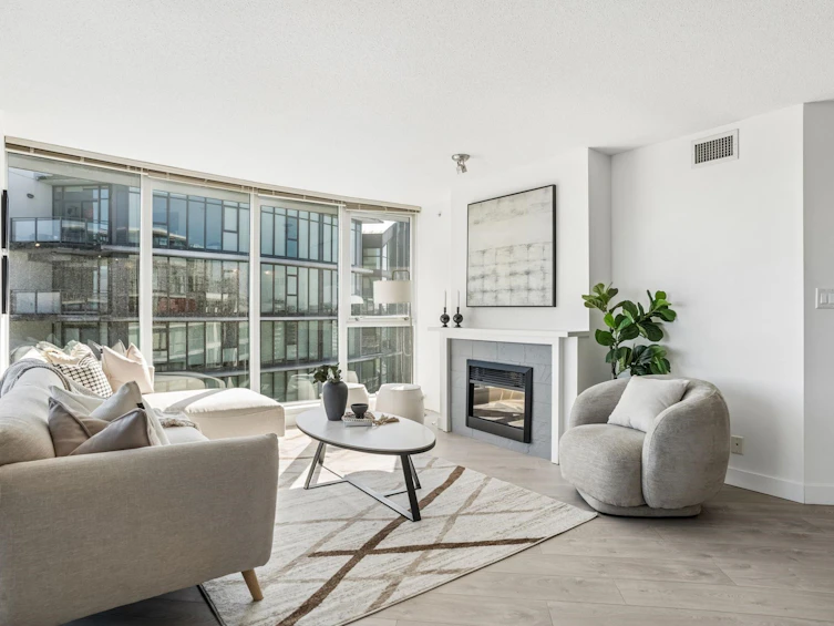 1805-6068 No. 3 Road, Richmond, BC, V6Y 4M7 - 2
