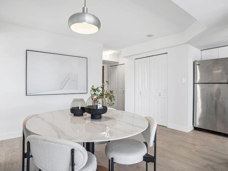 1805-6068 No. 3 Road, Richmond, BC, V6Y 4M7 - 11