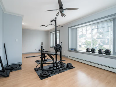 15688 88 Avenue - 5