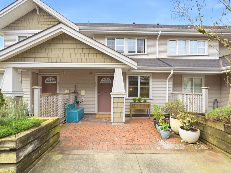 22 - 232 Tenth Street, New Westminster BC V3M 3X9