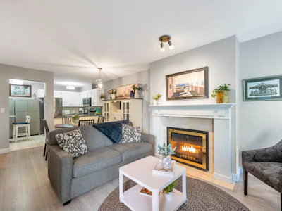 D205-4845 53 Street - 4