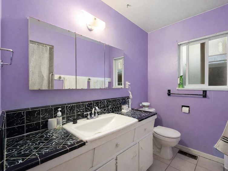 657 E 57th Avenue, Vancouver, BC, V5X 1T1 - 8