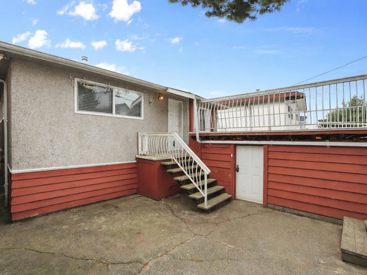 657 E 57th Avenue, Vancouver, BC, V5X 1T1 - 27