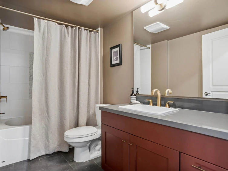 218-4550 Fraser Street, Vancouver, BC, V5V 4G8 - 16