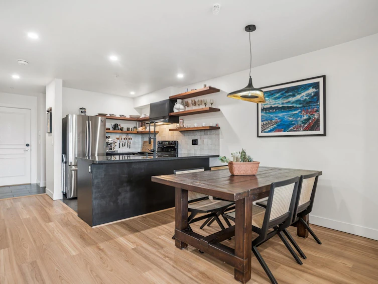 218-4550 Fraser Street, Vancouver, BC, V5V 4G8 - 7