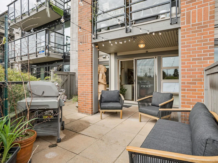 218-4550 Fraser Street, Vancouver, BC, V5V 4G8 - 23