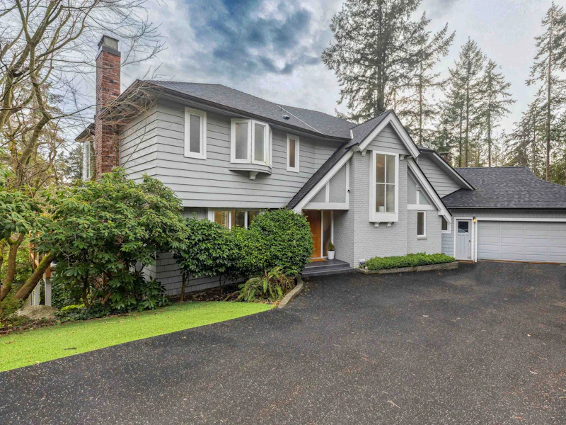 3714 Southridge Place, West Vancouver BC V7V 3H8